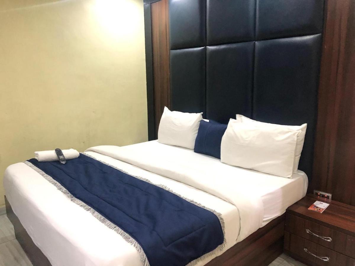 Six Diamond Hotel Икея Экстерьер фото