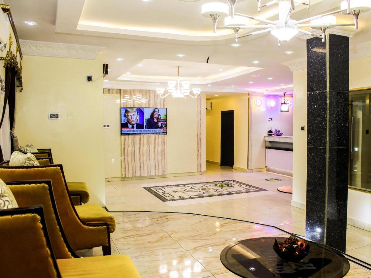Six Diamond Hotel Икея Экстерьер фото