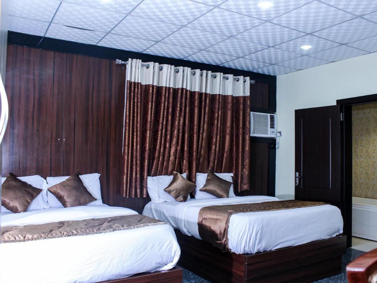 Six Diamond Hotel Икея Экстерьер фото